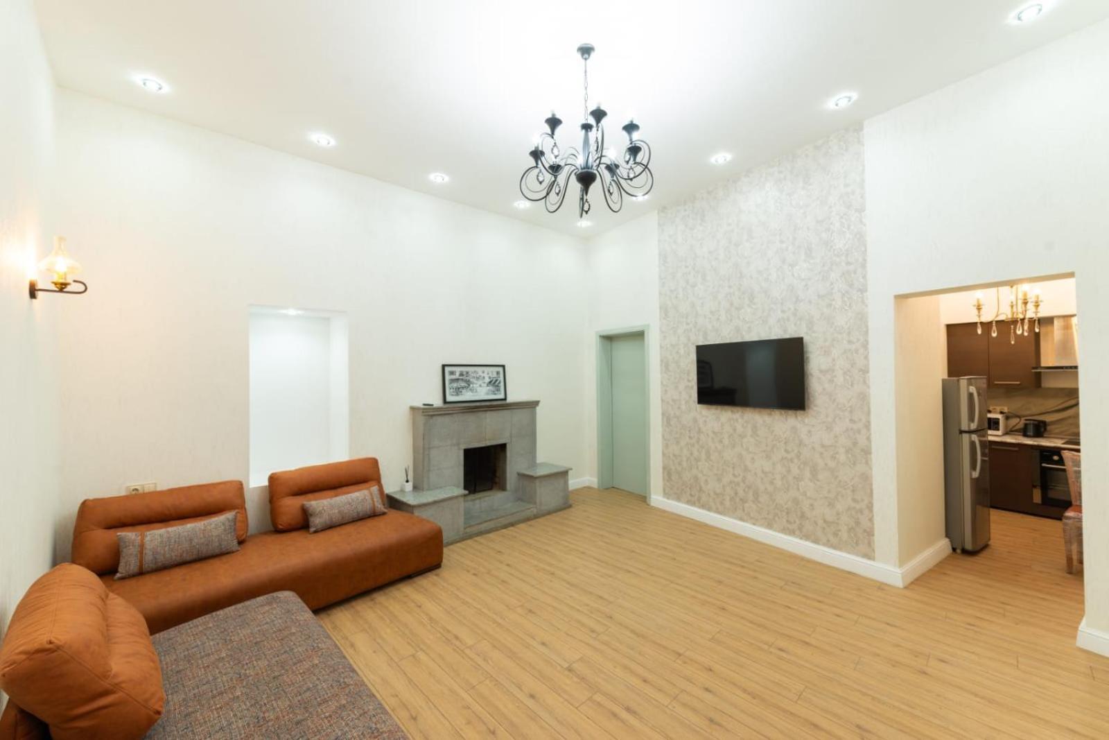 Marita Hotel Tbilisi Ngoại thất bức ảnh