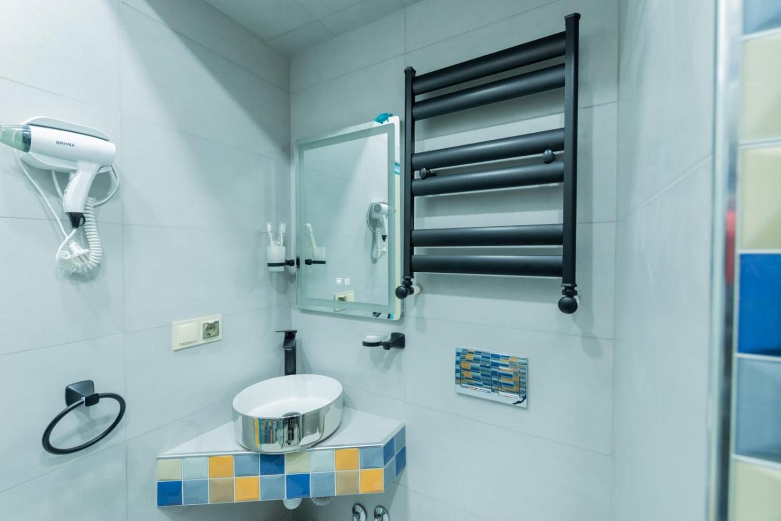 Marita Hotel Tbilisi Ngoại thất bức ảnh