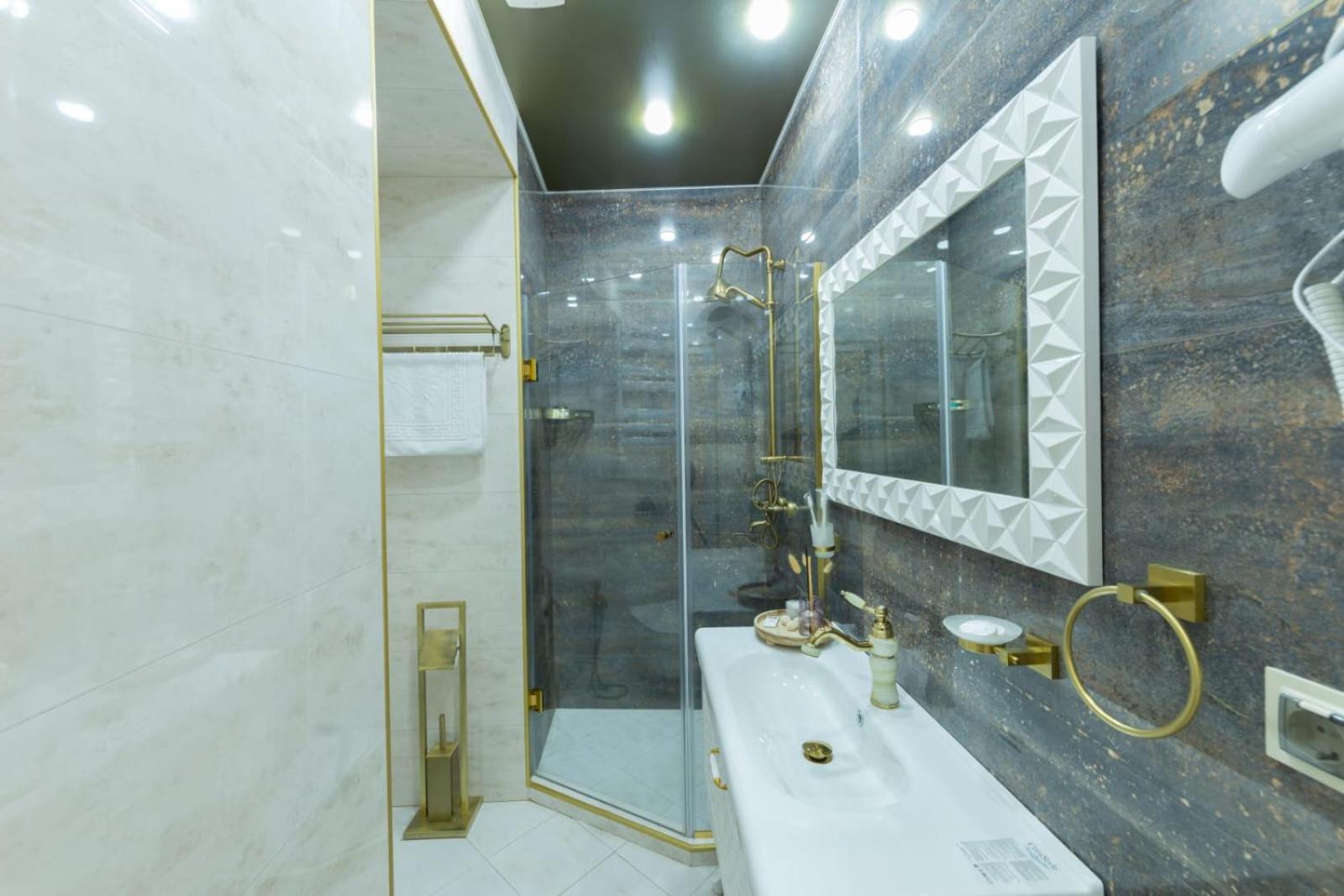 Marita Hotel Tbilisi Ngoại thất bức ảnh