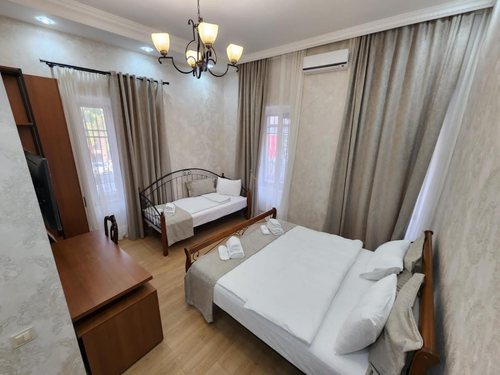 Marita Hotel Tbilisi Ngoại thất bức ảnh