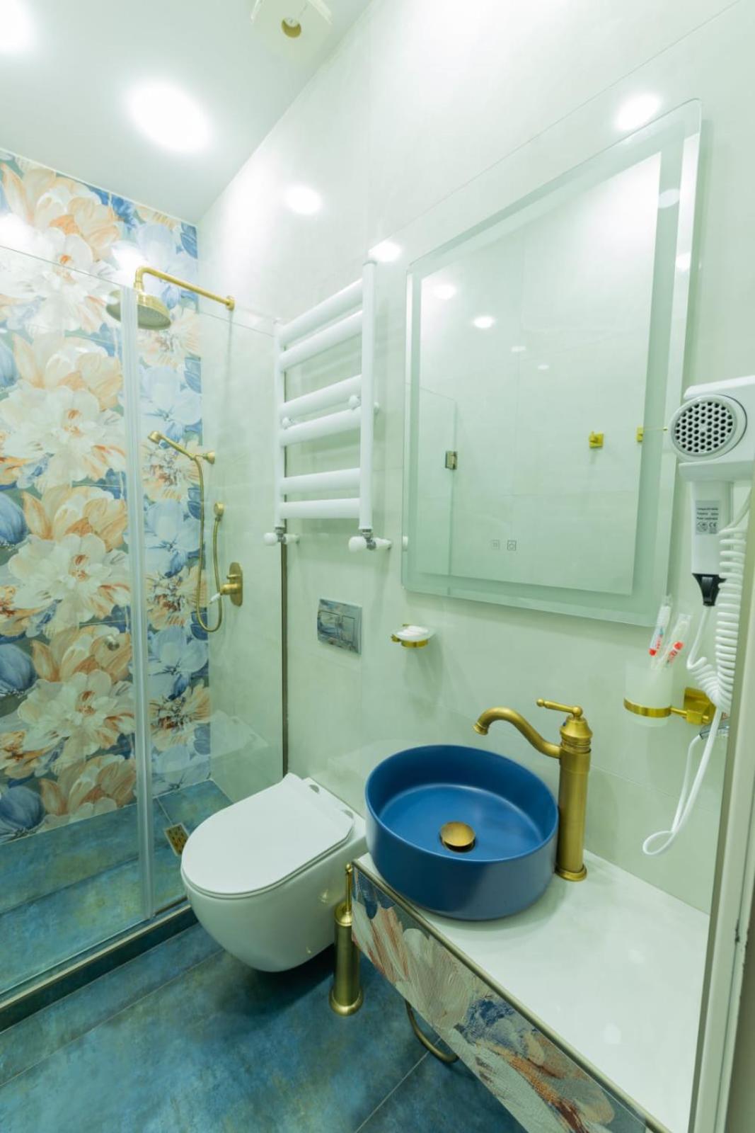 Marita Hotel Tbilisi Ngoại thất bức ảnh
