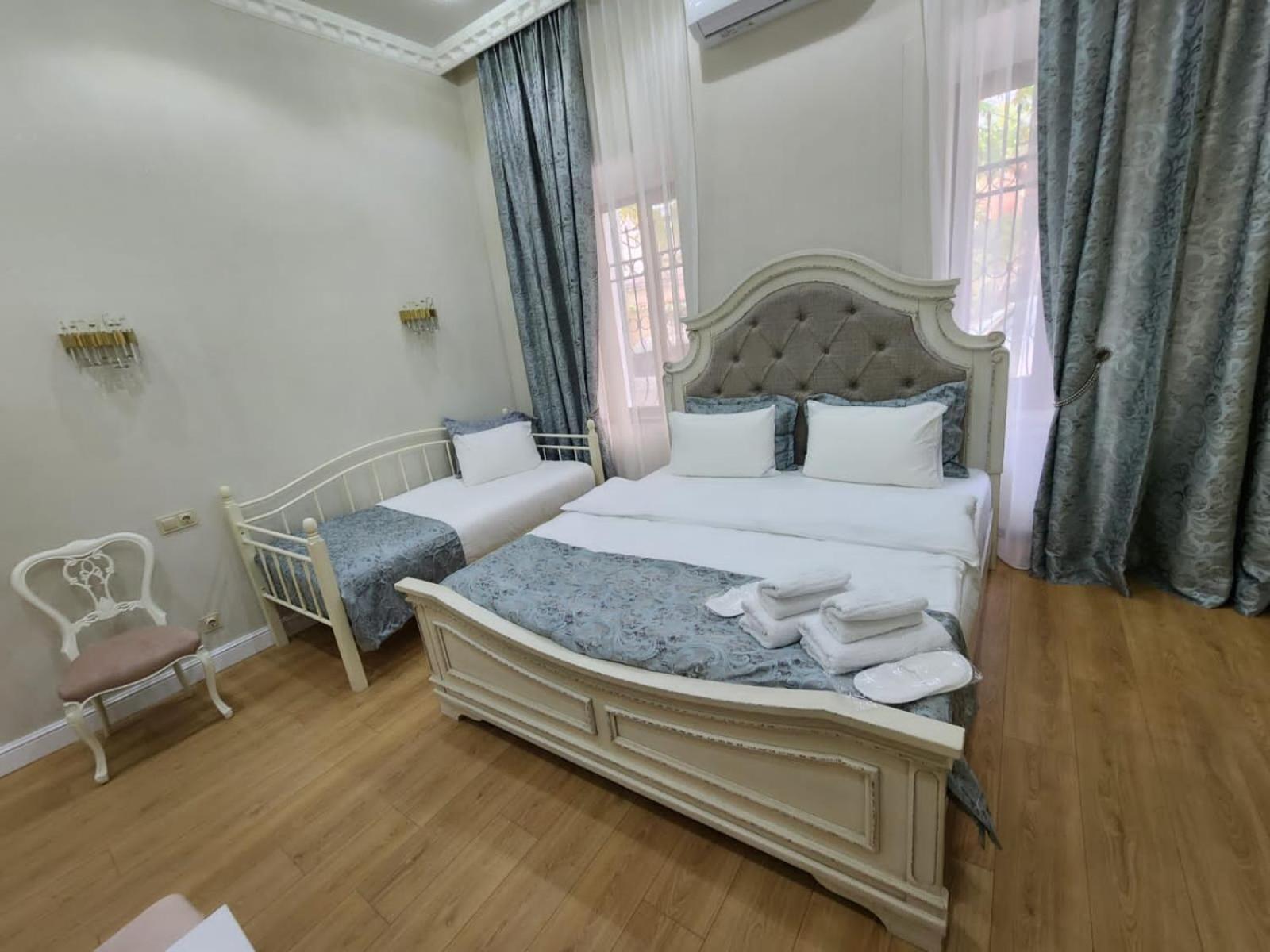 Marita Hotel Tbilisi Ngoại thất bức ảnh